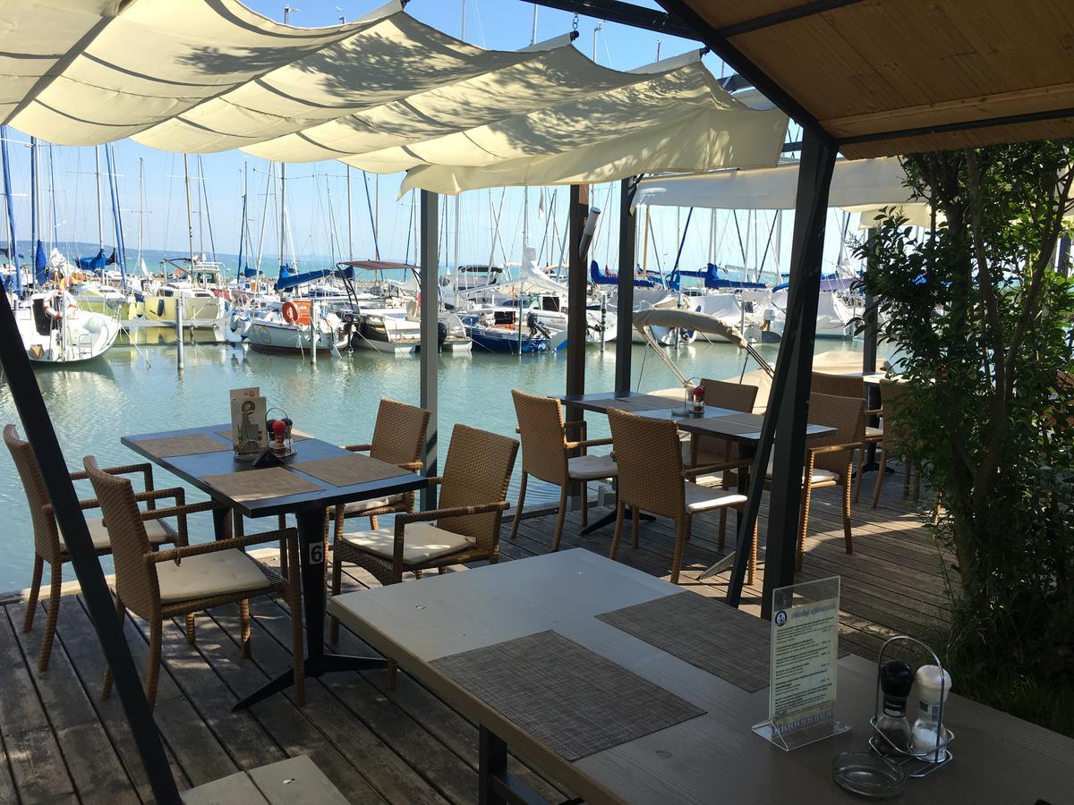 שיופוק Calypso Lakeside Rooms & Lux Apartments מראה חיצוני תמונה