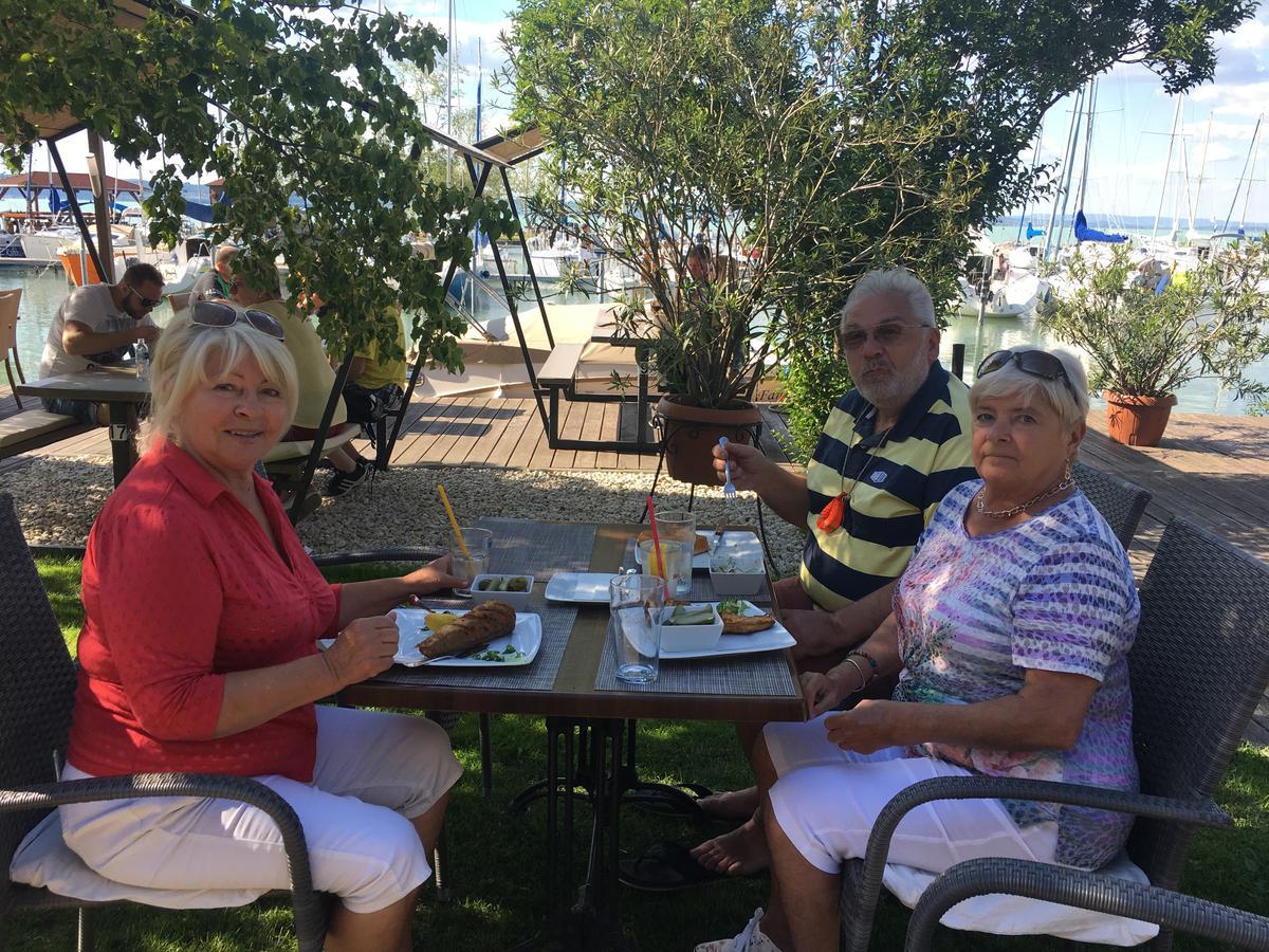 שיופוק Calypso Lakeside Rooms & Lux Apartments מראה חיצוני תמונה