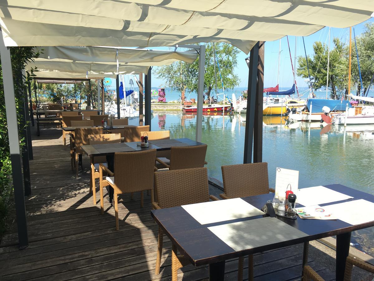 שיופוק Calypso Lakeside Rooms & Lux Apartments מראה חיצוני תמונה