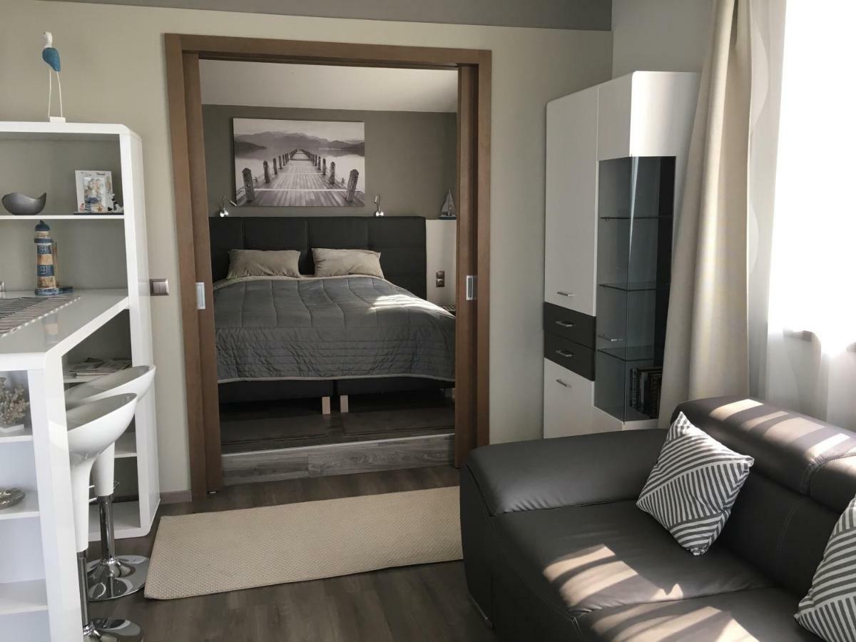 שיופוק Calypso Lakeside Rooms & Lux Apartments מראה חיצוני תמונה