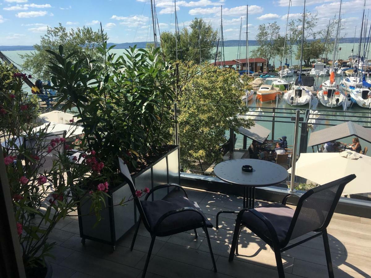 שיופוק Calypso Lakeside Rooms & Lux Apartments מראה חיצוני תמונה